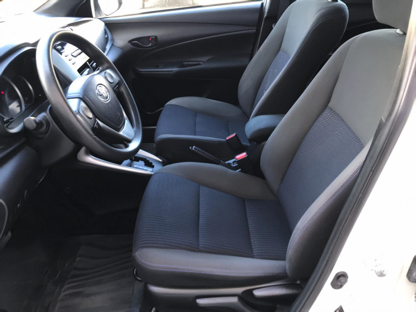 toyota yaris xl live 1.3 flex  automatico7