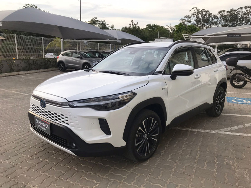 toyota corolla cross xrx 1.8  automatico (hibrido)1