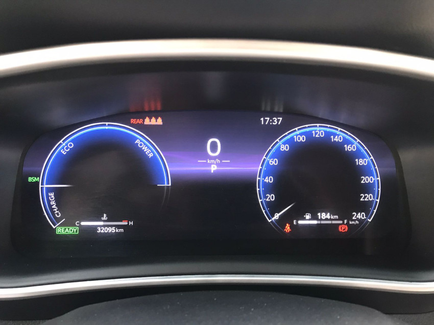 toyota corolla cross xrx 1.8  automatico (hibrido)9