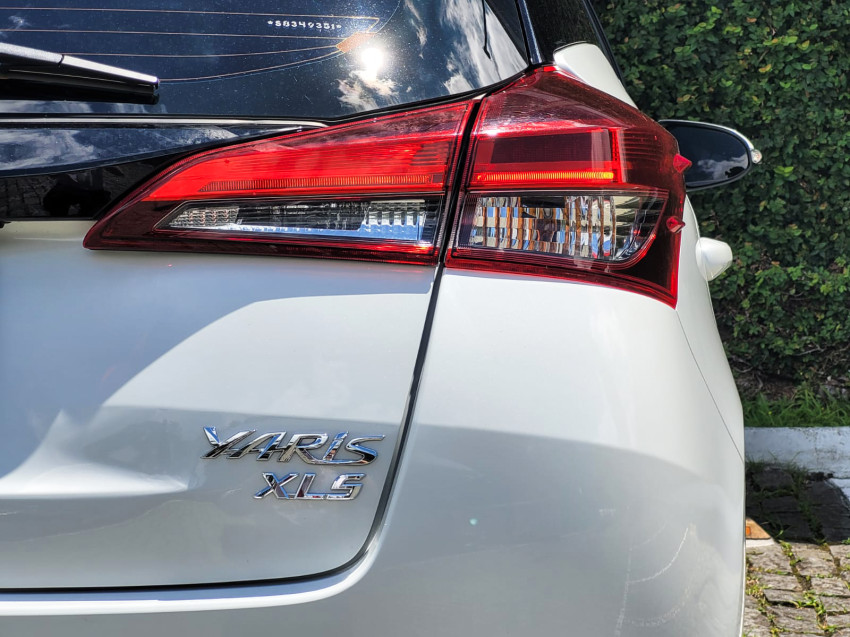 baixa km! - toyota yaris xls 1.5 flex  automatico17