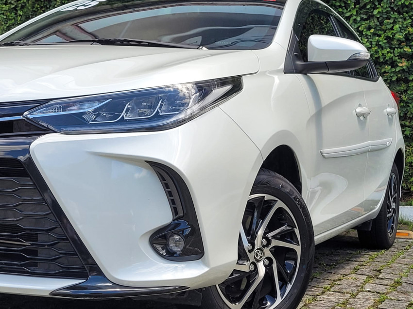 baixa km! - toyota yaris xls 1.5 flex  automatico15