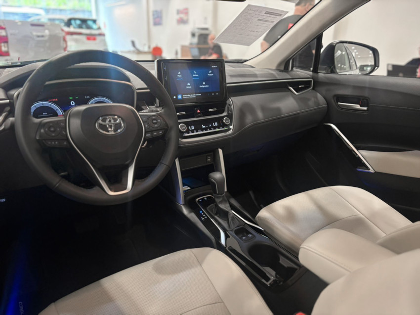 toyota corolla cross xrx 2.0  flex automatico9