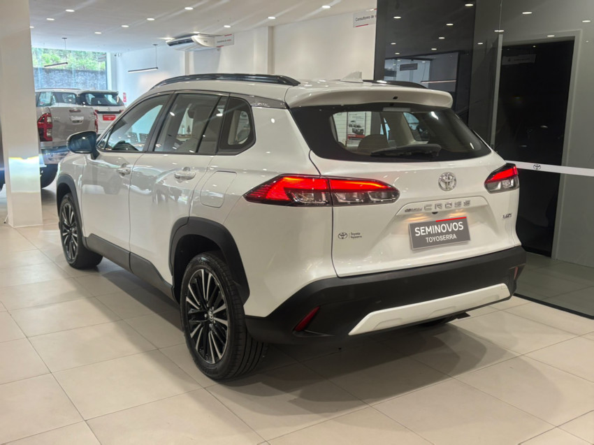 toyota corolla cross xrx 2.0  flex automatico5