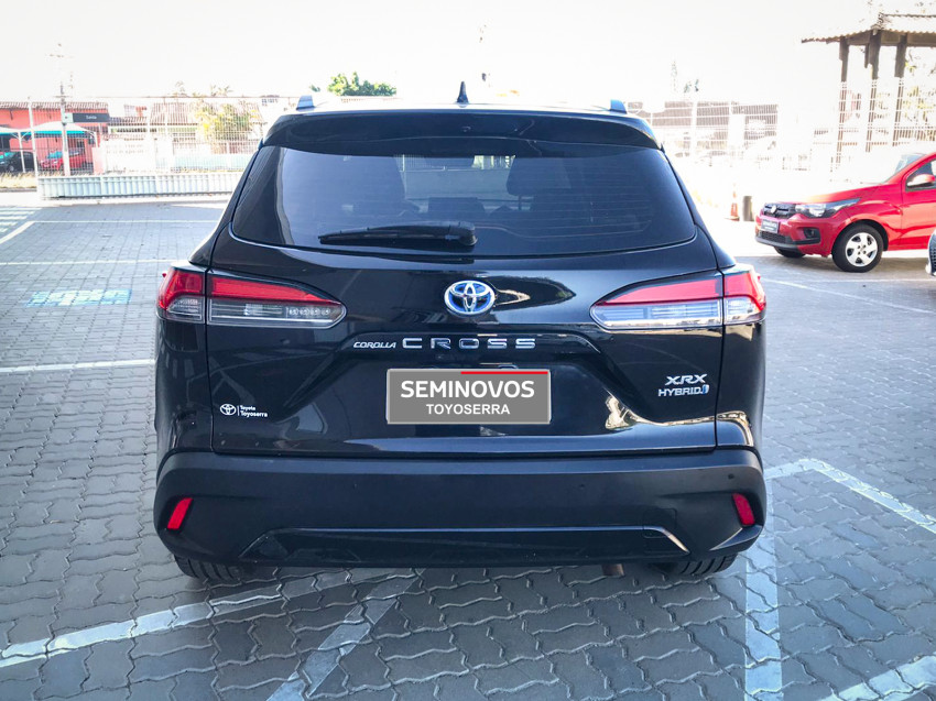 toyota corolla cross xrx 1.8  automatico (hibrido)13