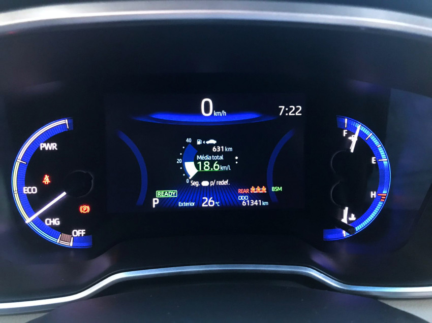 toyota corolla cross xrx 1.8  automatico (hibrido)10