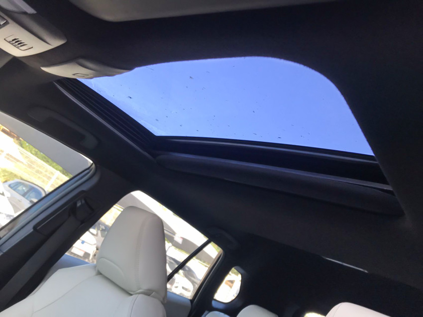 toyota corolla cross xrx 1.8  automatico (hibrido)9