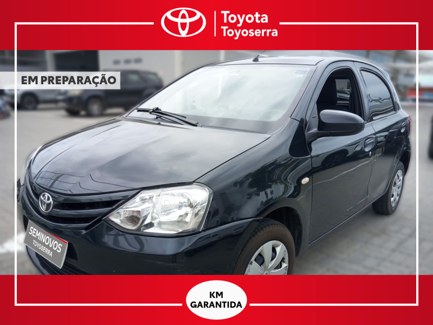 baixa km! - toyota etios xs 1.5 flex  manual
