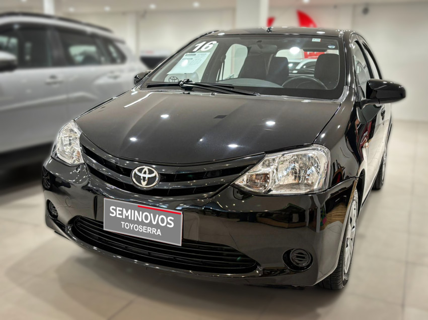 baixa km! - toyota etios xs 1.5 flex  manual2