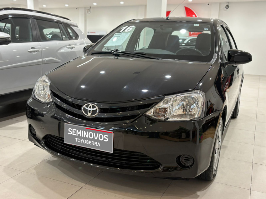 baixa km! - toyota etios xs 1.5 flex  manual1