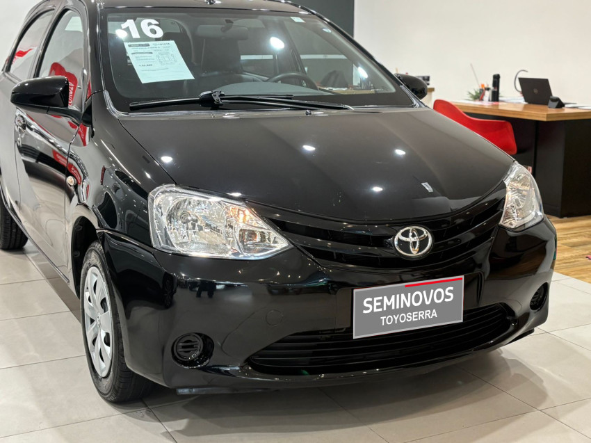 baixa km! - toyota etios xs 1.5 flex  manual15
