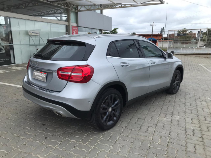 mercedes-benz gla 200 advance 1.6/1.6 tb  flex automatico4