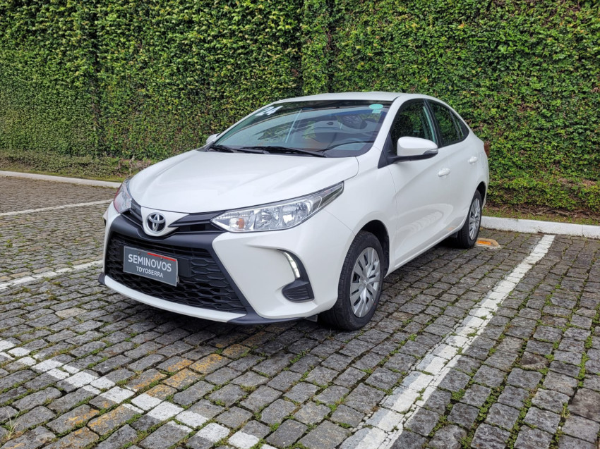 toyota yaris xl sedan 1.5 flex  automatico1
