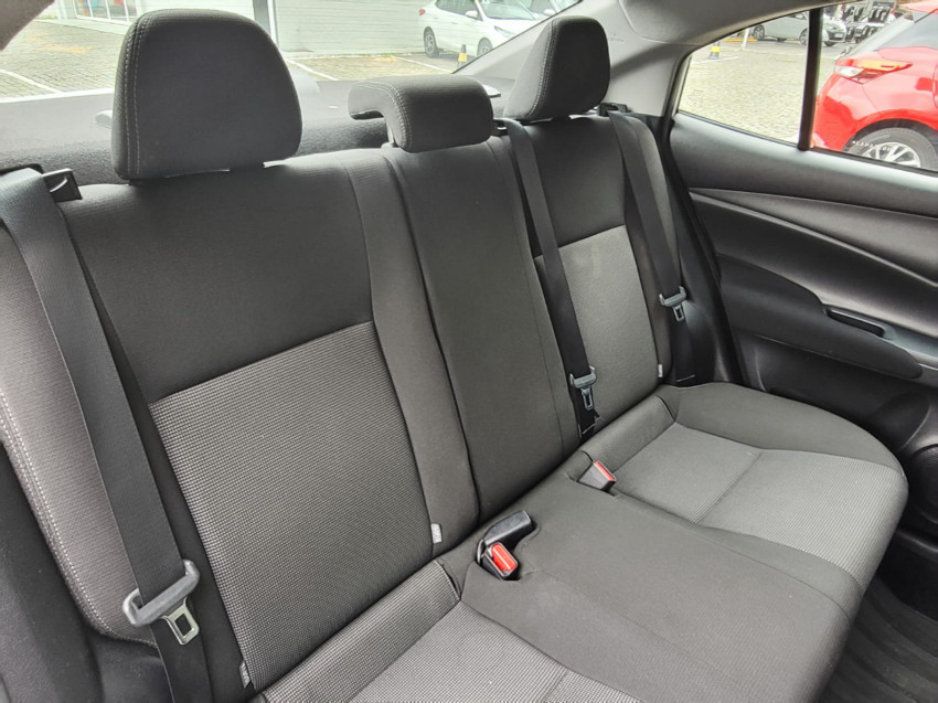 toyota yaris xl sedan 1.5 flex  automatico15