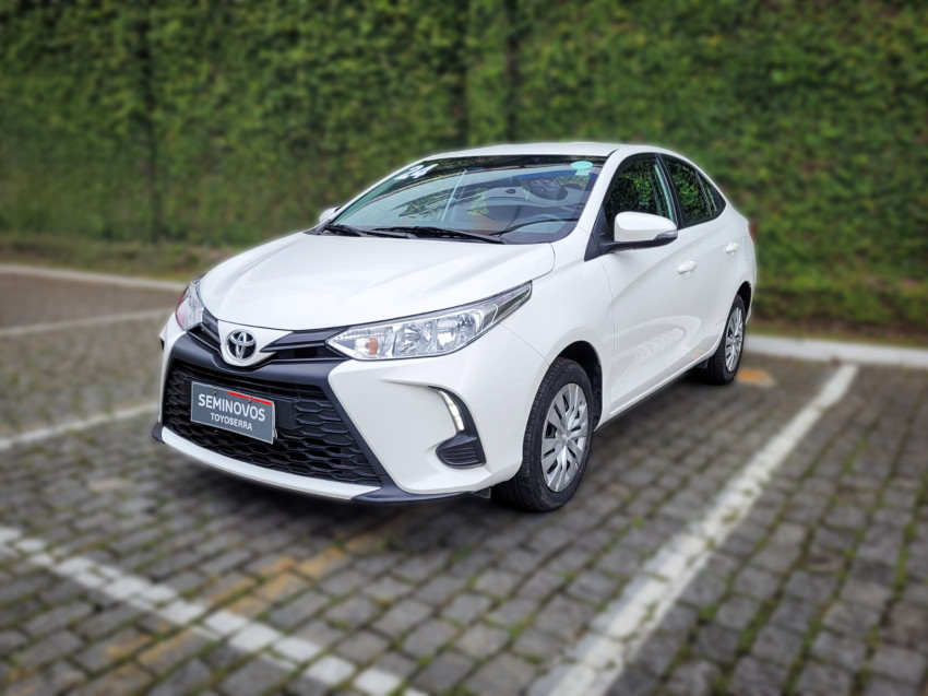 toyota yaris xl sedan 1.5 flex  automatico2