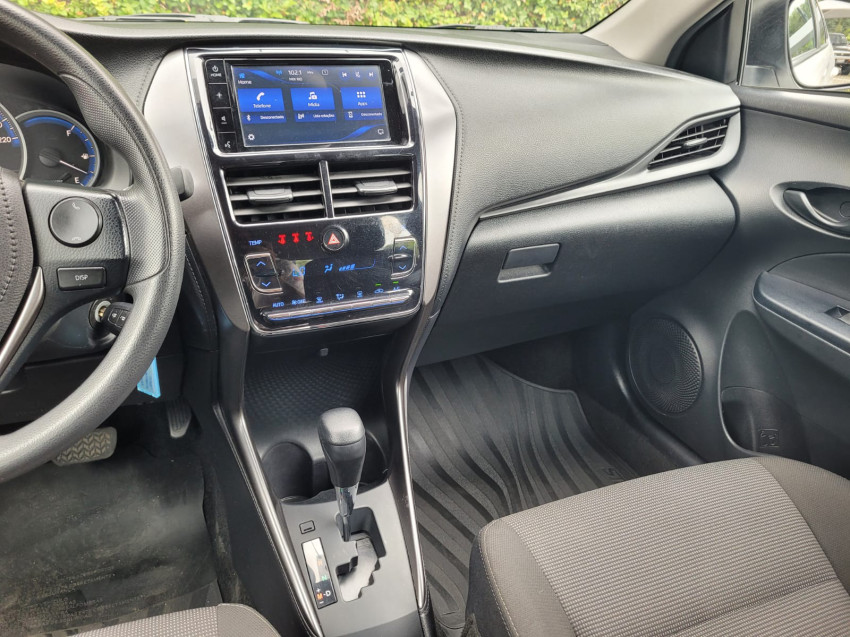 toyota yaris xl sedan 1.5 flex  automatico12