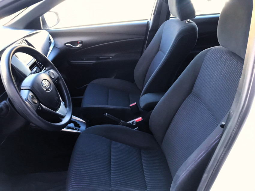 baixa km! - toyota yaris xl plus con. 1.5 flex  automatico7