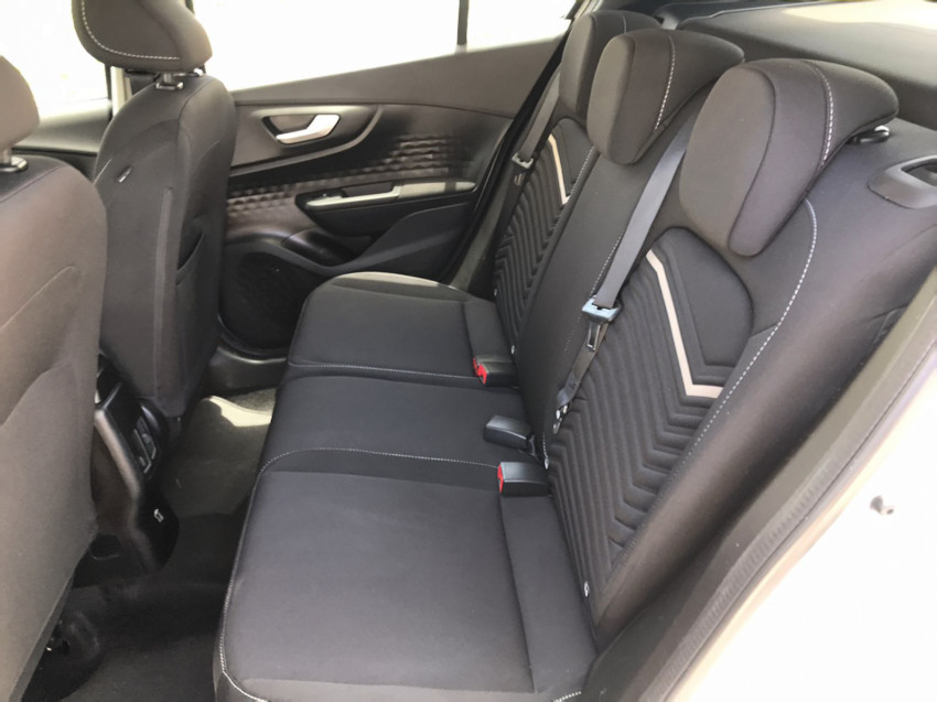 baixa km! - fiat fastback 1.0 200 turbo flex automatico8