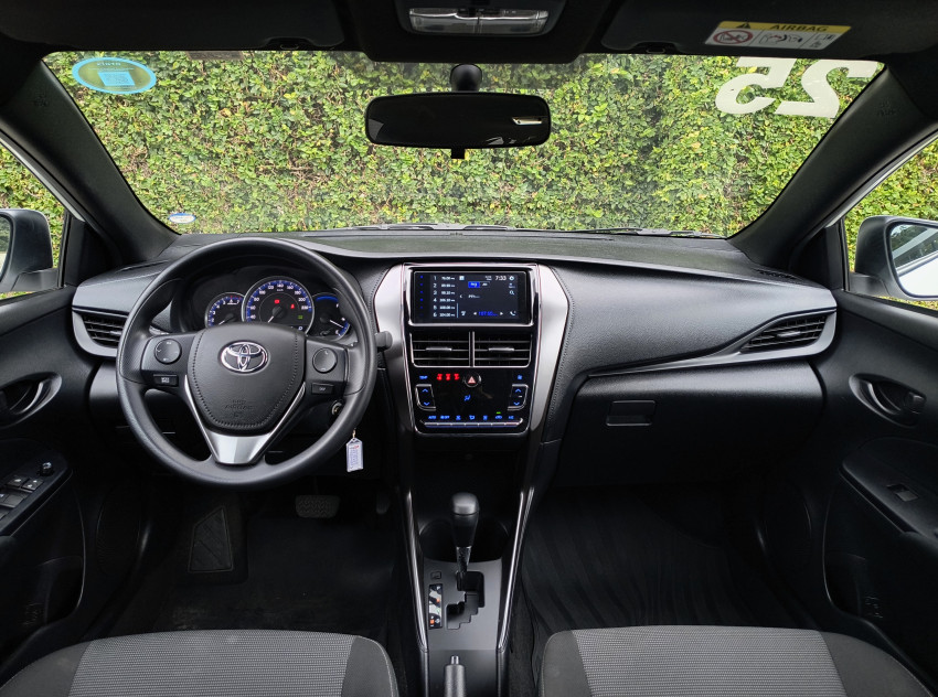 baixa km! - toyota yaris xl 1.5 flex  automatico5