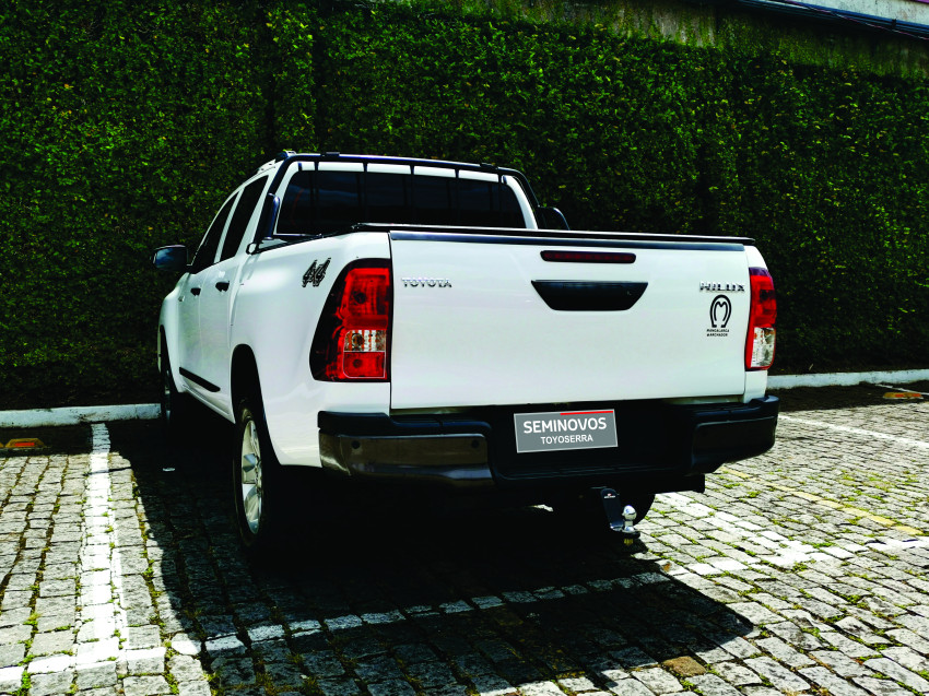 toyota hilux cd 2.8 mt 4x4 power pack4