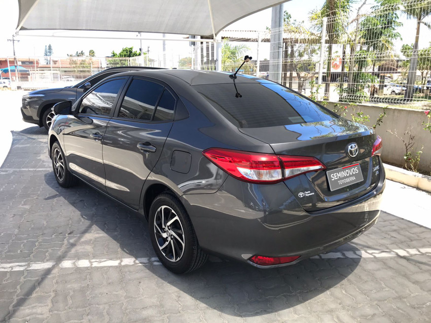 baixa km! - toyota yaris xs sedan 1.5 flex  automatico5