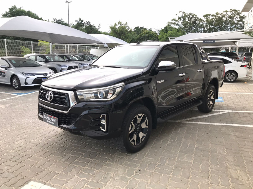 toyota hilux cd srx 4x4 2.8  diesel automatico1