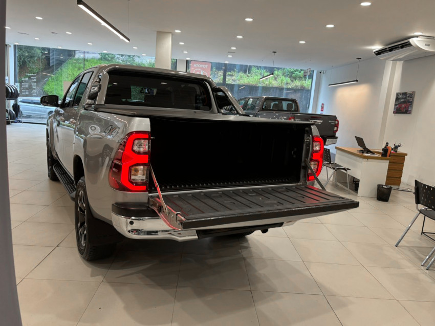 baixa km! - toyota hilux cd srx 4x4 2.8  diesel automatico5