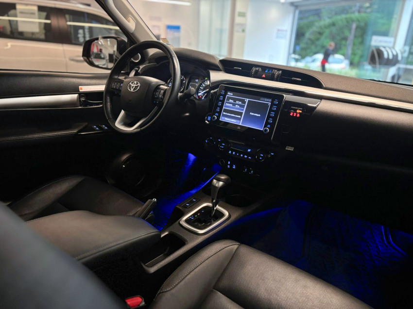 baixa km! - toyota hilux cd srx 4x4 2.8  diesel automatico16