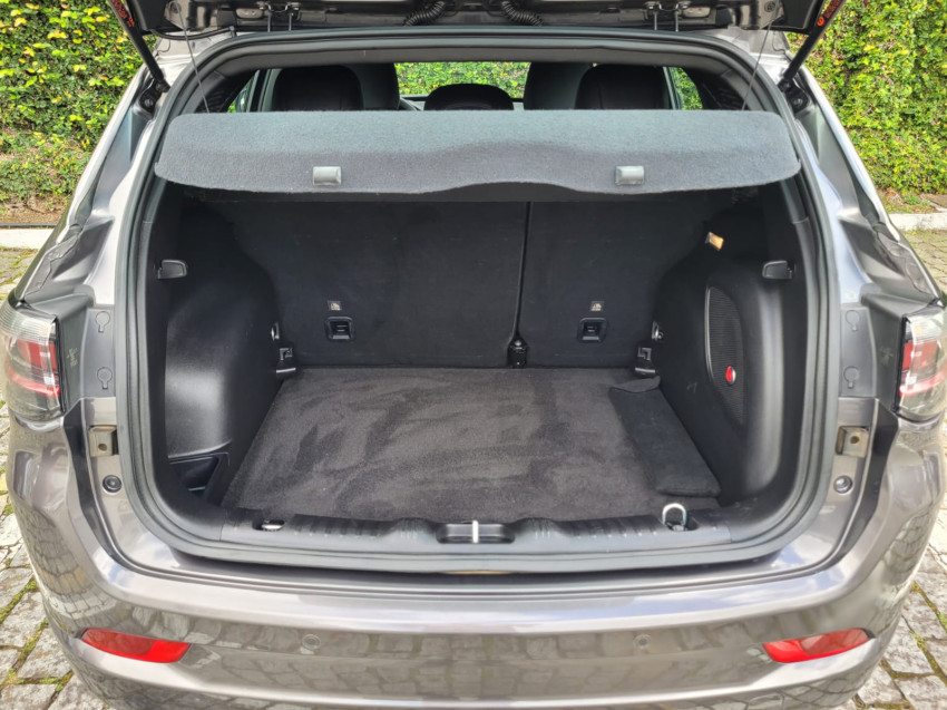 baixa km! - jeep compass over. hurric 2.0 4x4 tb  automatico19