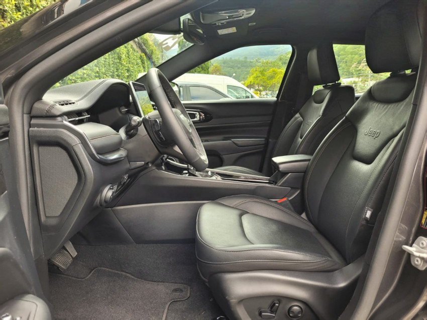 baixa km! - jeep compass over. hurric 2.0 4x4 tb  automatico7