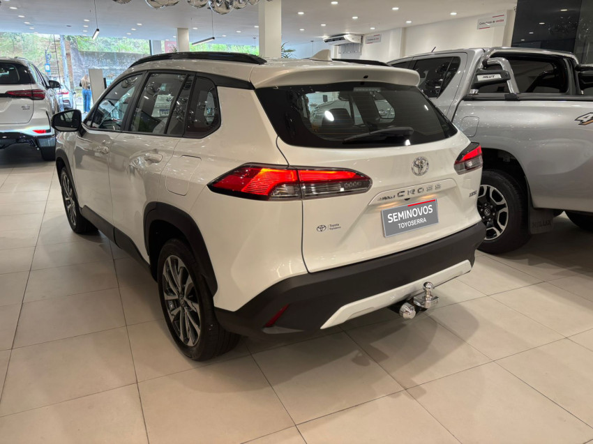 toyota corolla cross xre 2.0  flex automatico5