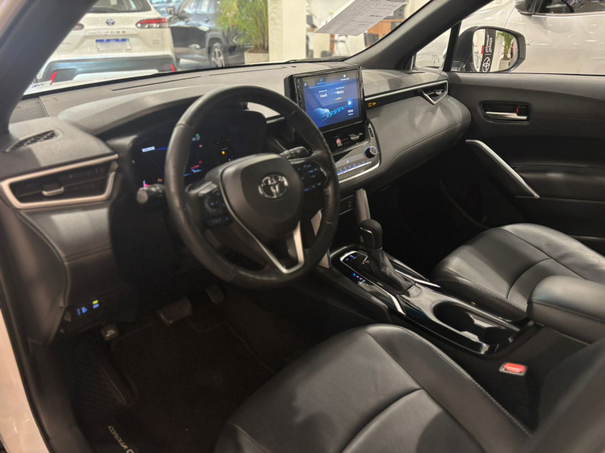 toyota corolla cross xre 2.0  flex automatico9