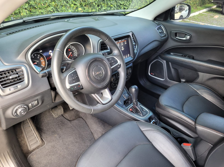 jeep compass longitude 2.0 4x4 dies.  automatico9
