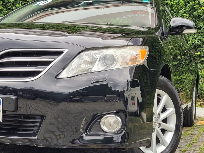 toyota camry xle 3.5  automatico18