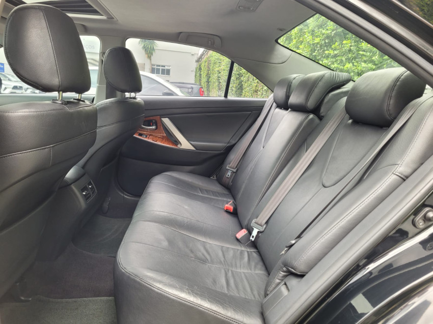 toyota camry xle 3.5  automatico8