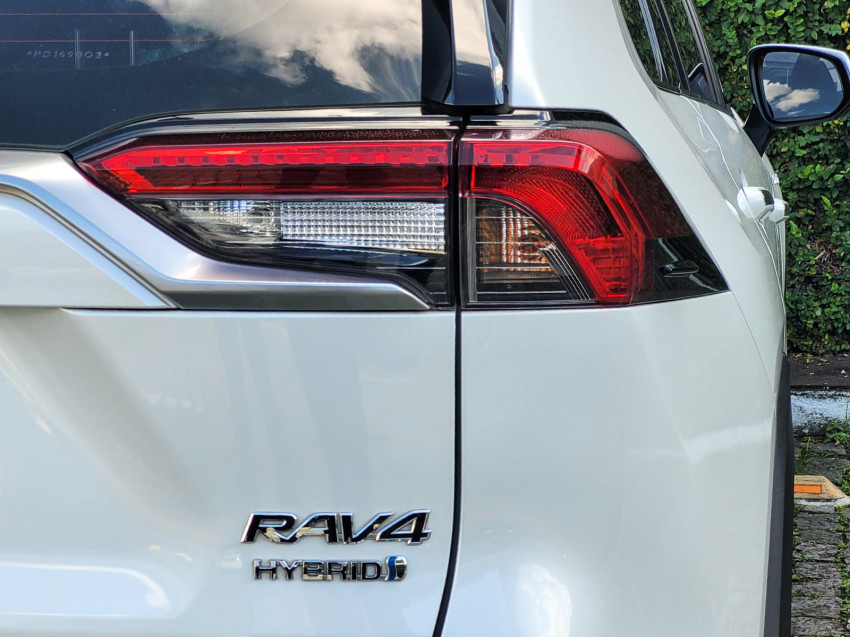 toyota rav4 2.5 sx connect 4x4 automatico (hibrido)24