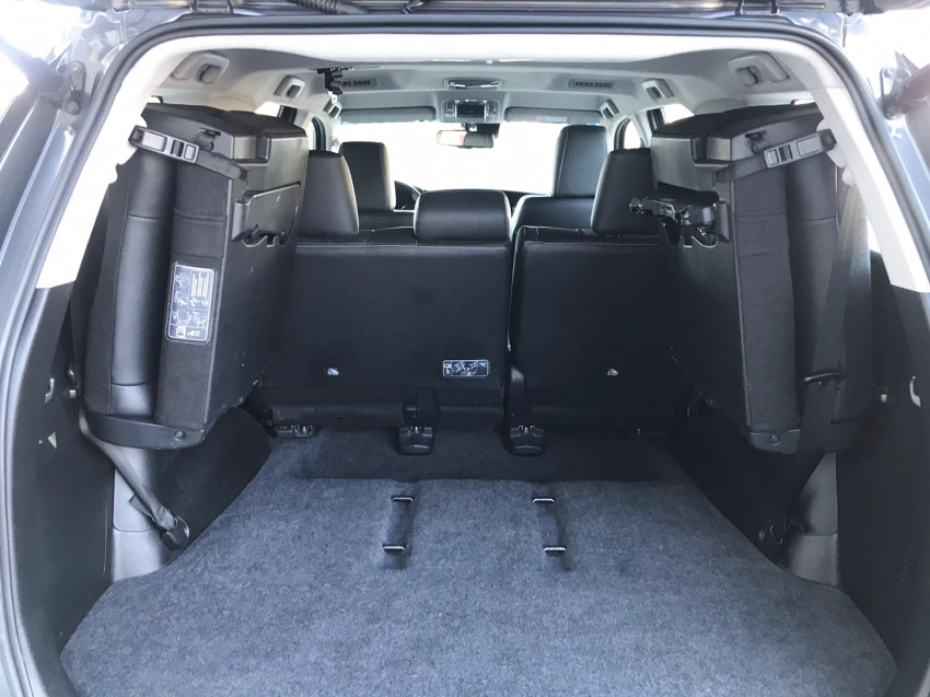 toyota hilux sw4 srx 4x4 2.8  dies. automatico11