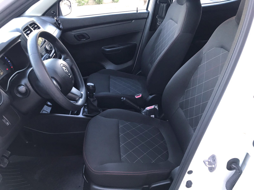 baixa km! - renault kwid zen 1.0 flex  manual7