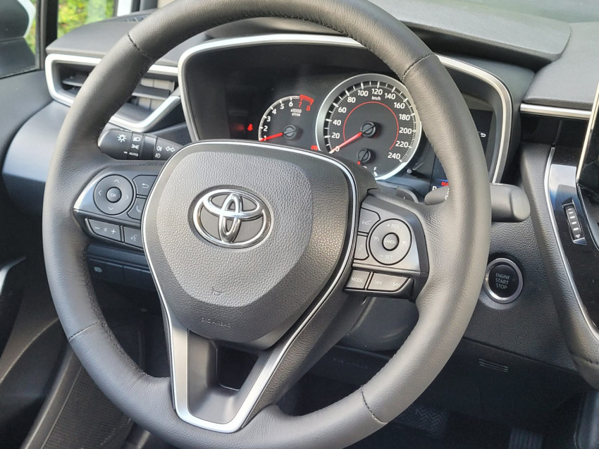 toyota corolla xei 2.0 flex  automatico12