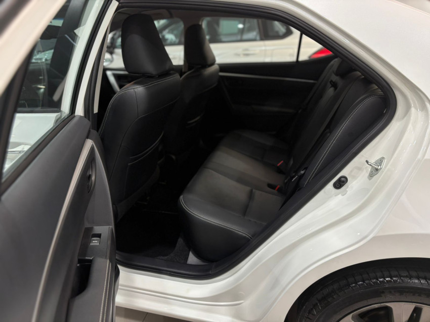 baixa km! - toyota corolla xei 2.0 flex  automatico8