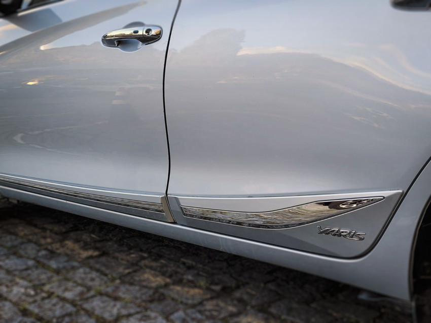 toyota yaris xls connect 1.5 flex  automatico18