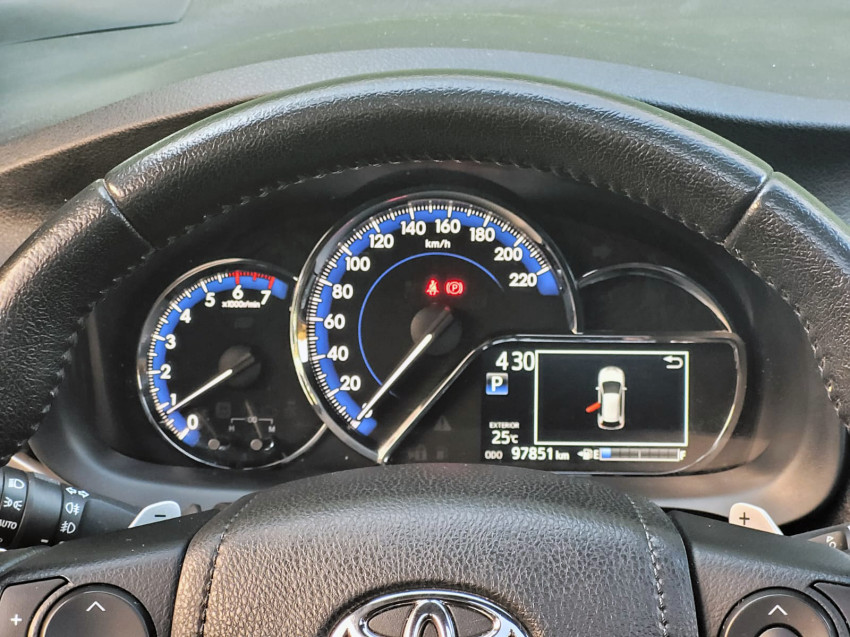 toyota yaris xls connect 1.5 flex  automatico11