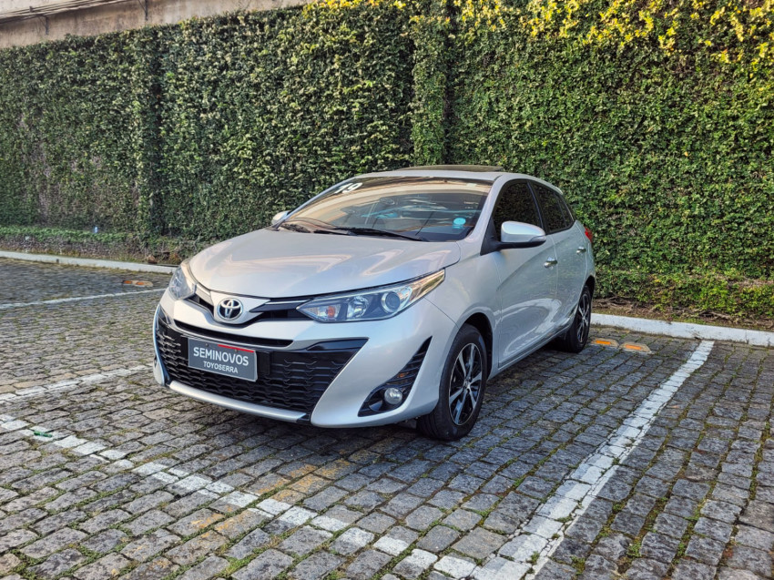 toyota yaris xls connect 1.5 flex  automatico1