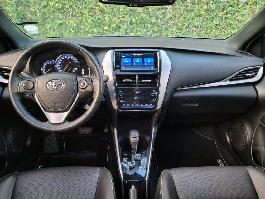 toyota yaris xls connect 1.5 flex  automatico6