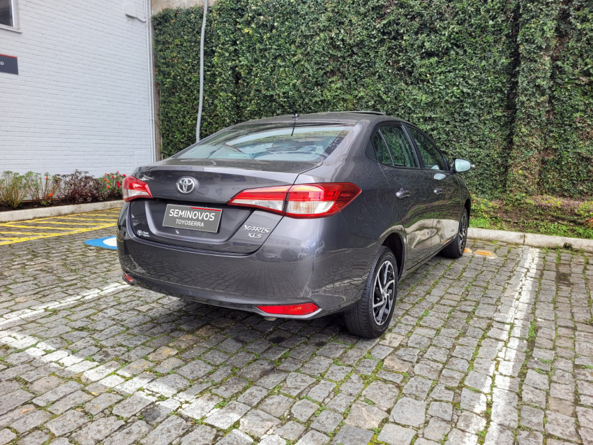 baixa km! - toyota yaris xls sedan 1.5 flex  automatico4