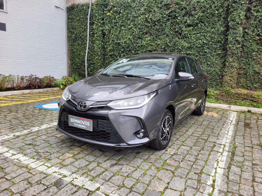 baixa km! - toyota yaris xls sedan 1.5 flex  automatico1