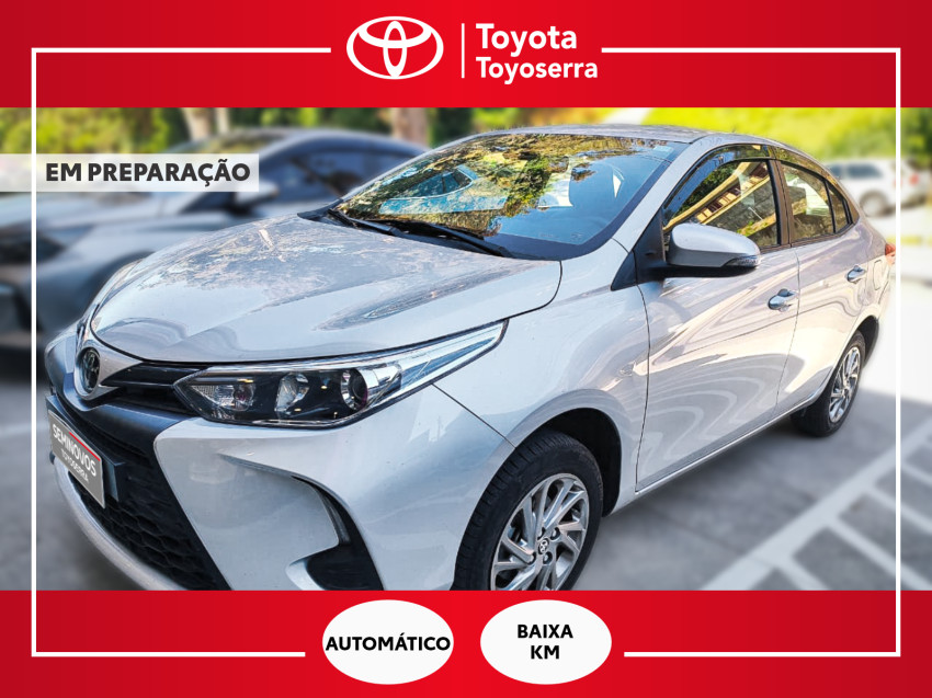 baixa km! - toyota yaris xs sedan 1.5 flex  automatico