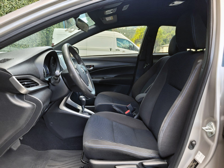 toyota yaris xl plus con. 1.5 flex  automatico7