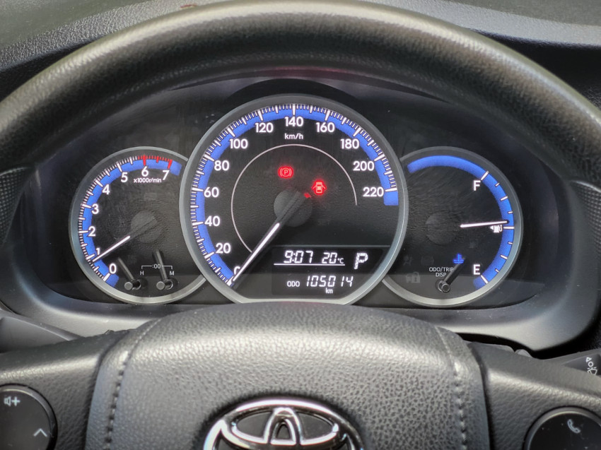 toyota yaris xl plus con. 1.5 flex  automatico10