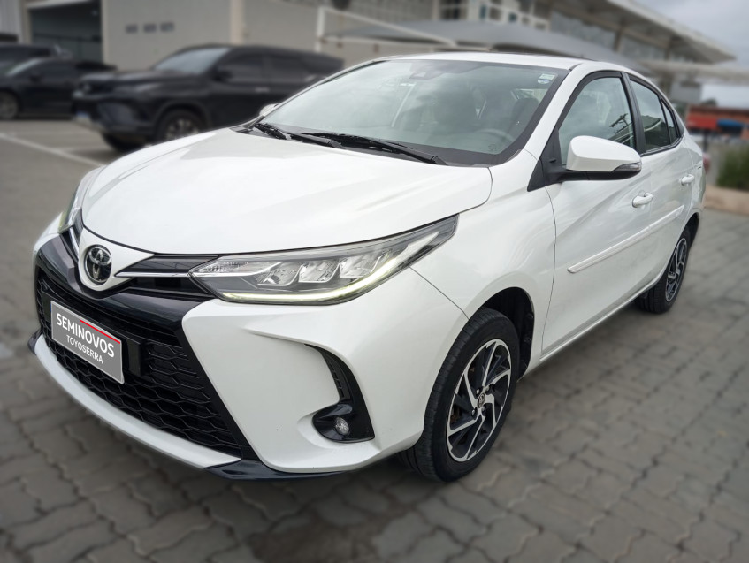 baixa km! - toyota yaris xls sedan 1.5 flex  automatico1