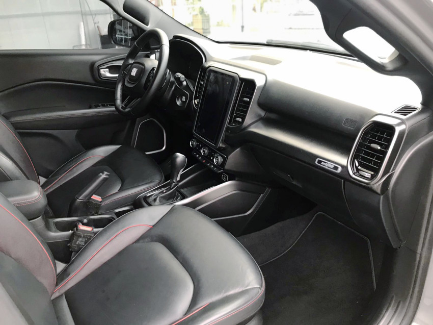 fiat toro ultra 2.0  4x4 tb diesel automatico10